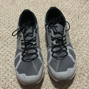 Men’s On Cloud tennis shoes